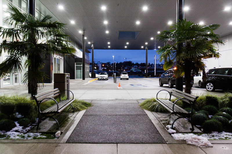Illustration for article titled Pics from the Curbside: More Dealerships at Night in December 2016